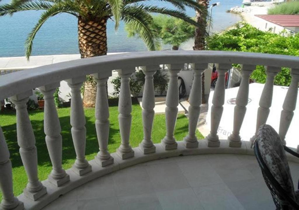 Sunny Bay Apartment Jesenice (Split-Dalmatia)