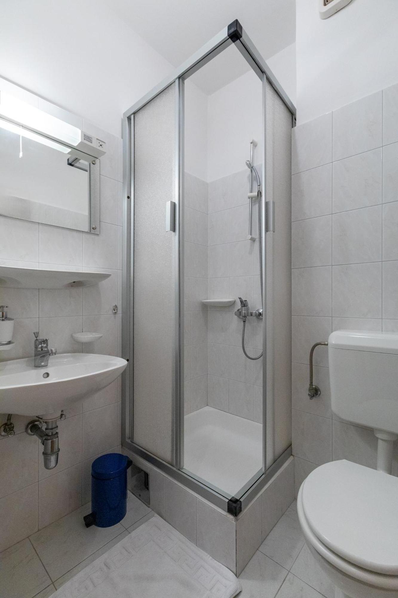 Sunny Bay Apartment *