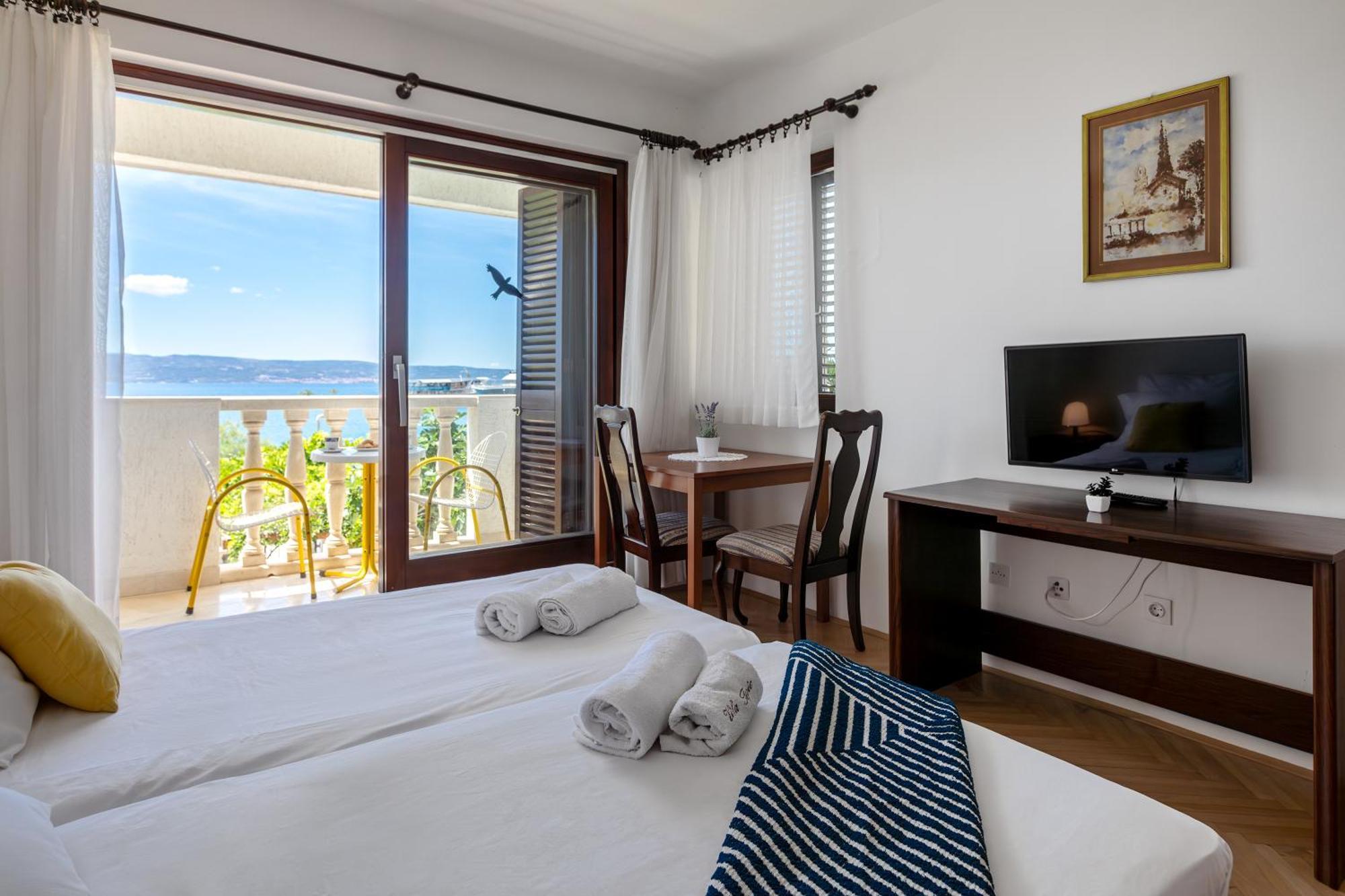 Sunny Bay Apartment